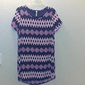 Pretty Myan midi dress size small